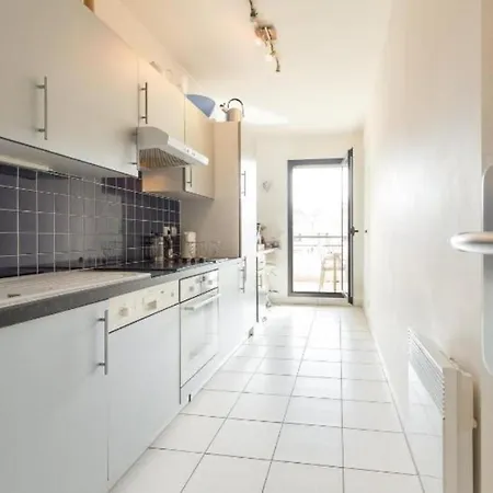 Appartement Centre 2mins From Stunning 3-bed *