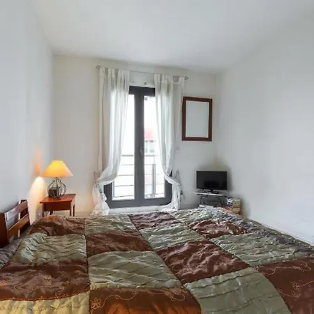 Centre 2mins From Stunning 3-bed Appartement *
