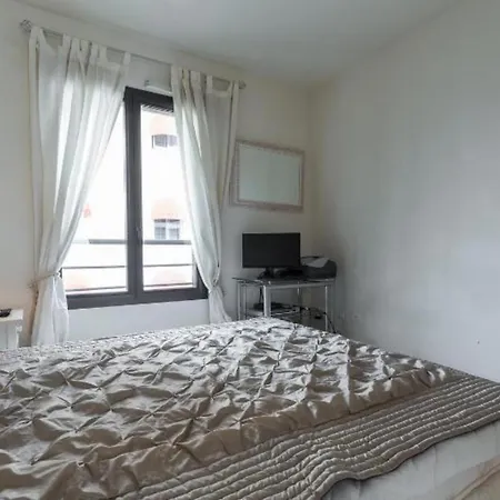 Appartement Centre 2mins From Stunning 3-bed *