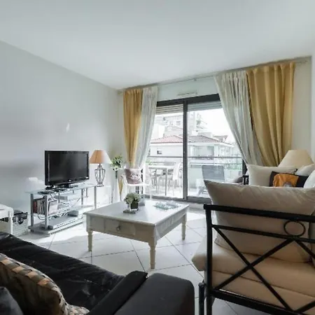 Appartement Centre 2mins From Stunning 3-bed *