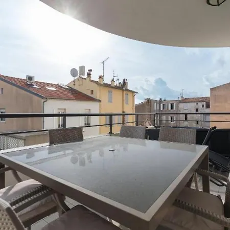Appartement Centre 2mins From Stunning 3-bed *